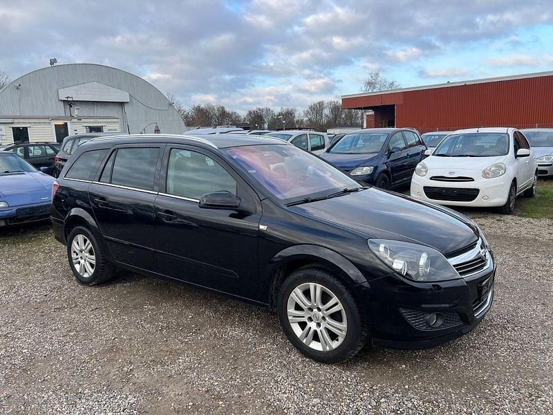 Gebraucht Opel Astra Cosmo 140 PS (102 kW) 2008 Schwarz Kombi