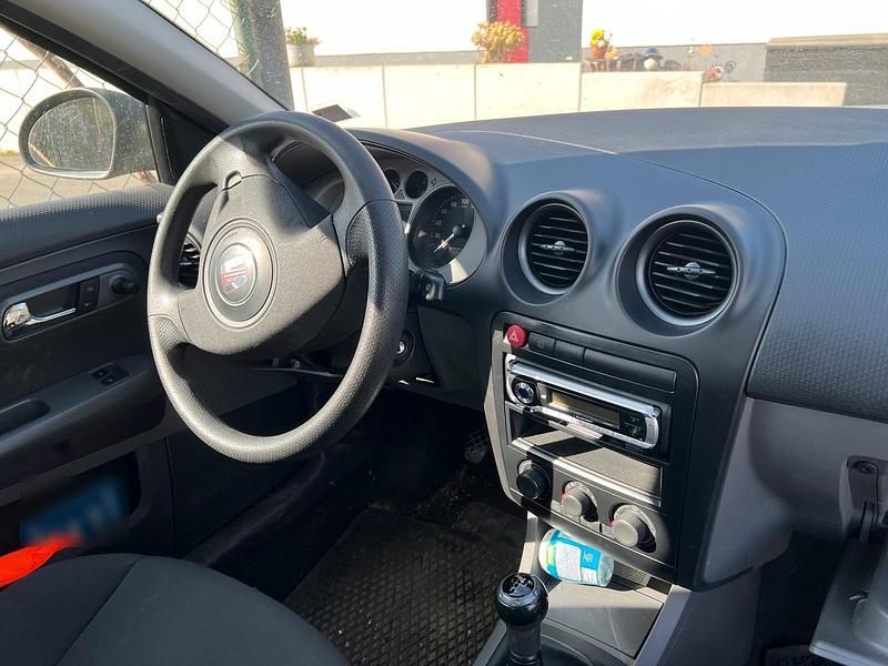 Gebraucht Seat Ibiza 85 PS (62 kW) 2007 Grau Kleinwagen