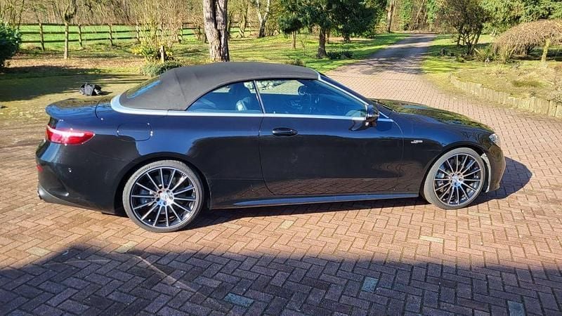 Gebraucht Mercedes E53 AMG AMG 435 PS (319 kW) 2022 Schwarz Cabrio