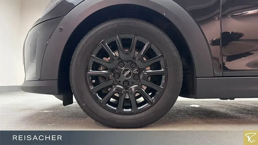Gebraucht Mini Cooper Classic 136 PS (100 kW) 2023 Schwarz Kleinwagen