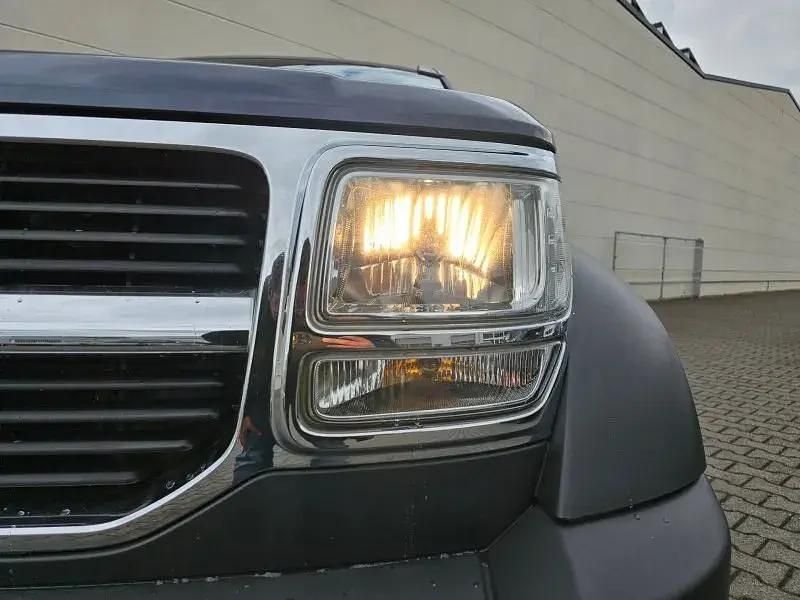 Gebraucht Dodge Nitro SE 177 PS (130 kW) 2011 Modern blue pearl coat SUV