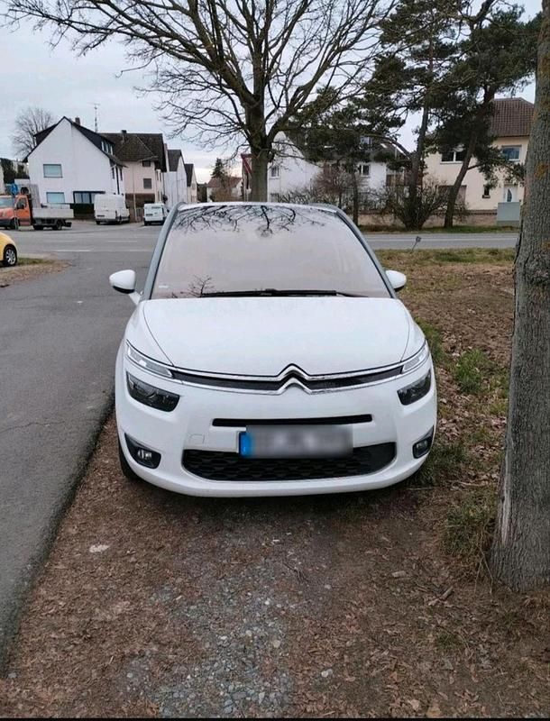 Weiß Gebraucht 2014 Citroën Grand C4 Picasso Intensive Van / Kleinbus | 8.200 € (Fairer Preis) - Bild 1/4