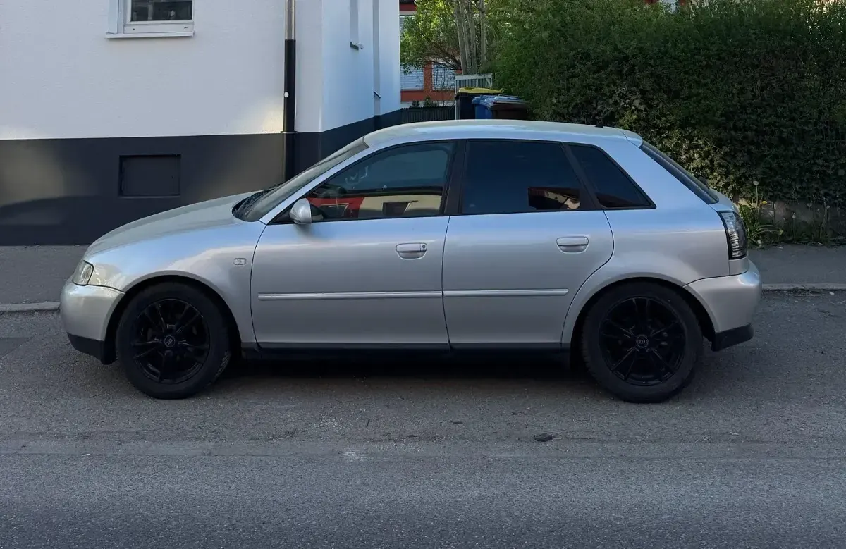Brugt Audi A3 Ambition 102 HK (75 kW) 2002 Sølv Hatchback