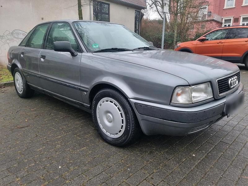 Gebraucht Audi 80 90 PS (66 kW) 1993 Grau Limousine