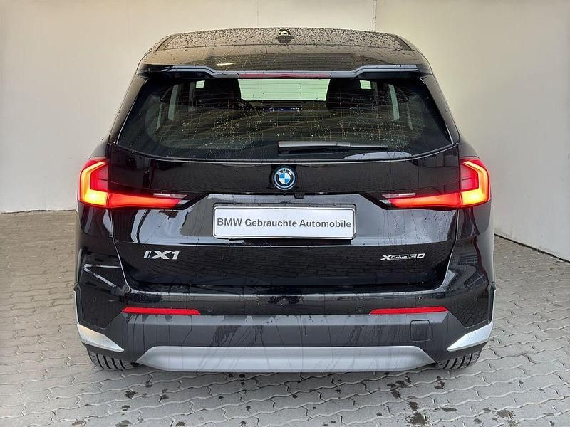 Gebraucht BMW iX1 Performance 225 kW (306 PS) 2023 Schwarz SUV