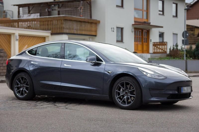 Gebraucht Tesla Model 3 339 kW (462 PS) 2020 Grau Limousine