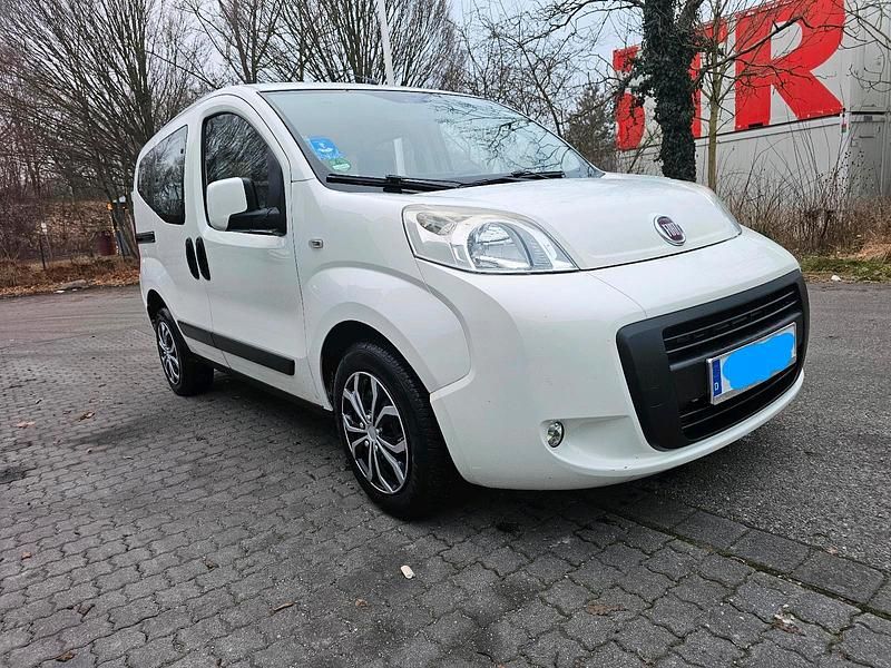 Gebraucht Fiat Fiorino Trekking 74 PS (54 kW) 2009 Weiß Van / Kleinbus