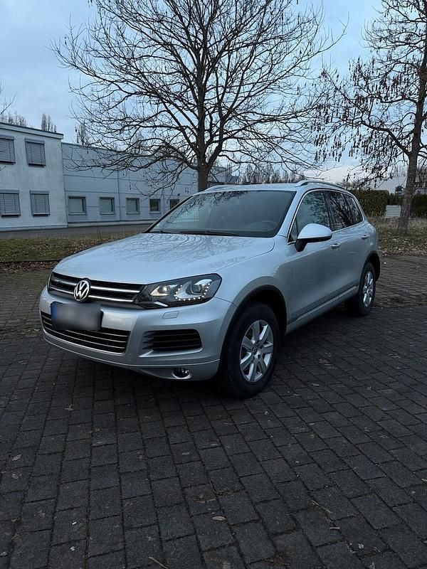 Gebraucht VW Touareg 204 PS (150 kW) 2012 Silber SUV