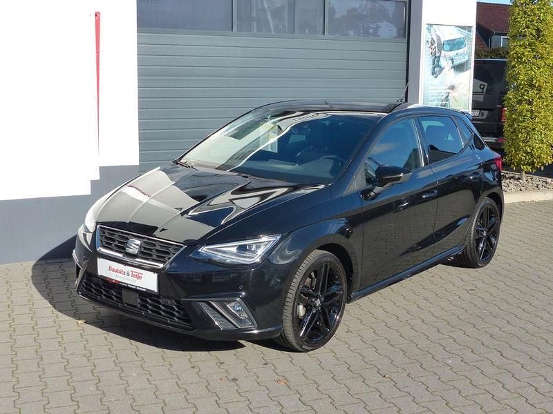 Schwarz Gebraucht 2022 Seat Ibiza Black Edition Limousine | 18.990 € (Etwas zu teuer) - Bild 1/4