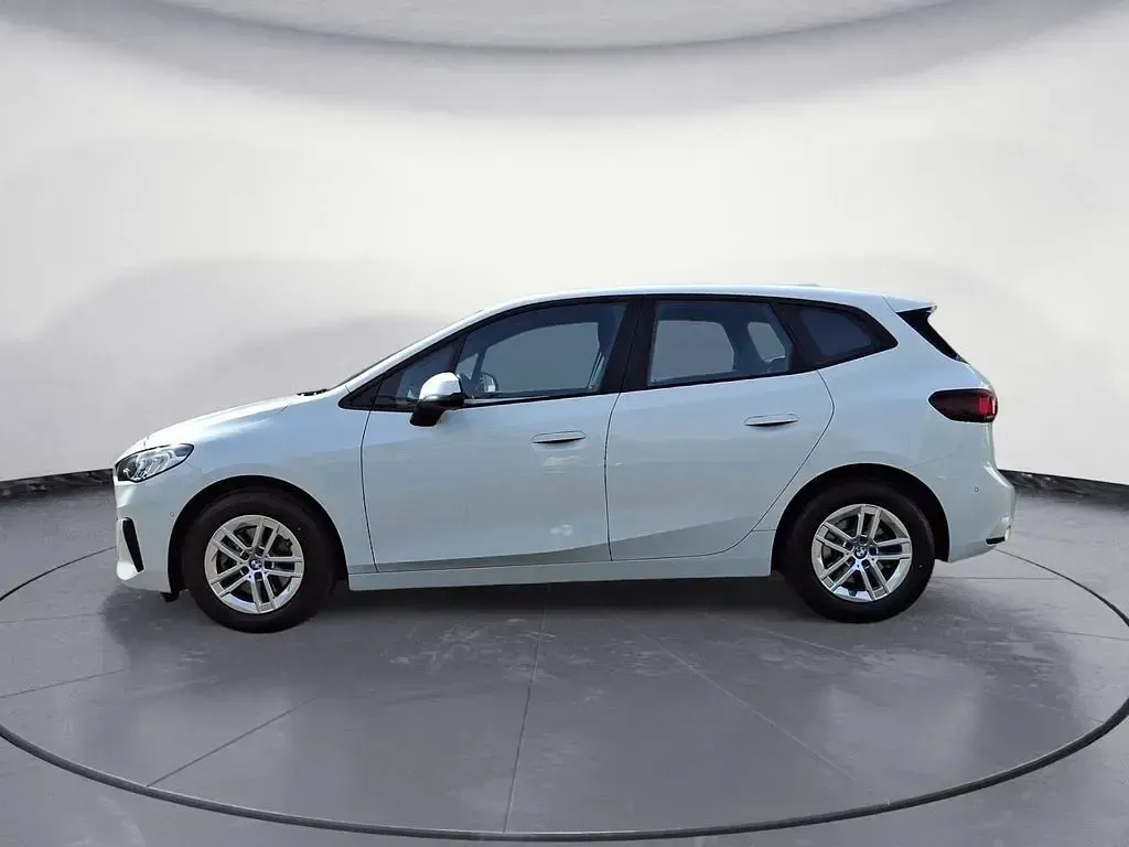 Gebraucht BMW 220 Active Tourer 170 PS (125 kW) 2022 Weiß Van / Kleinbus