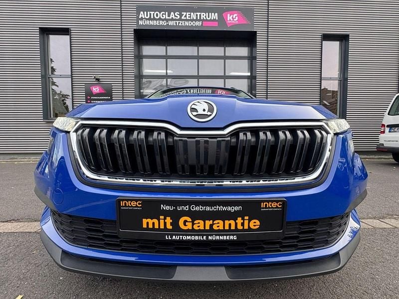 Blau Gebraucht 2019 Skoda Kamiq Ambition SUV | 11.999 € (Guter Preis) - Bild 1/2