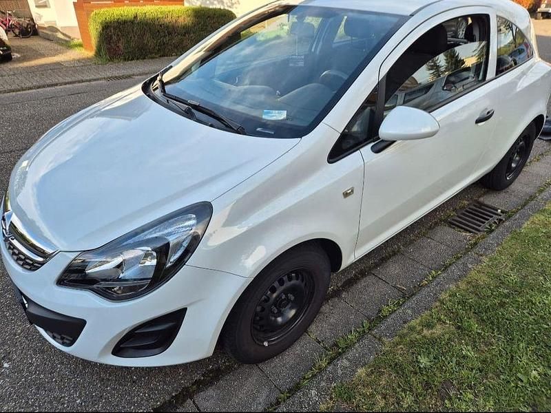 Gebraucht Opel Corsa 69 PS (50 kW) 2014 Weiß Kleinwagen