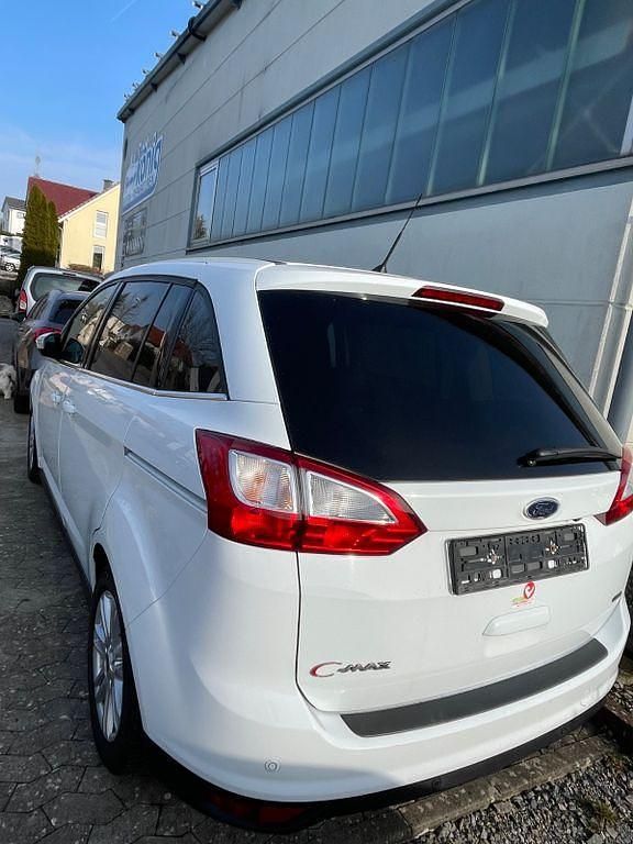 Gebraucht Ford Grand C-Max Titanium 125 PS (91 kW) 2013 Weiß Van / Kleinbus