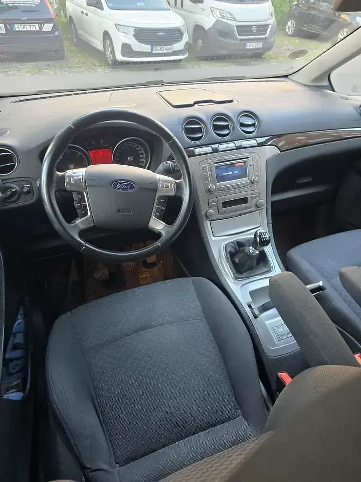 Gebraucht Ford Galaxy Ghia 175 PS (128 kW) 2009 Van / Kleinbus