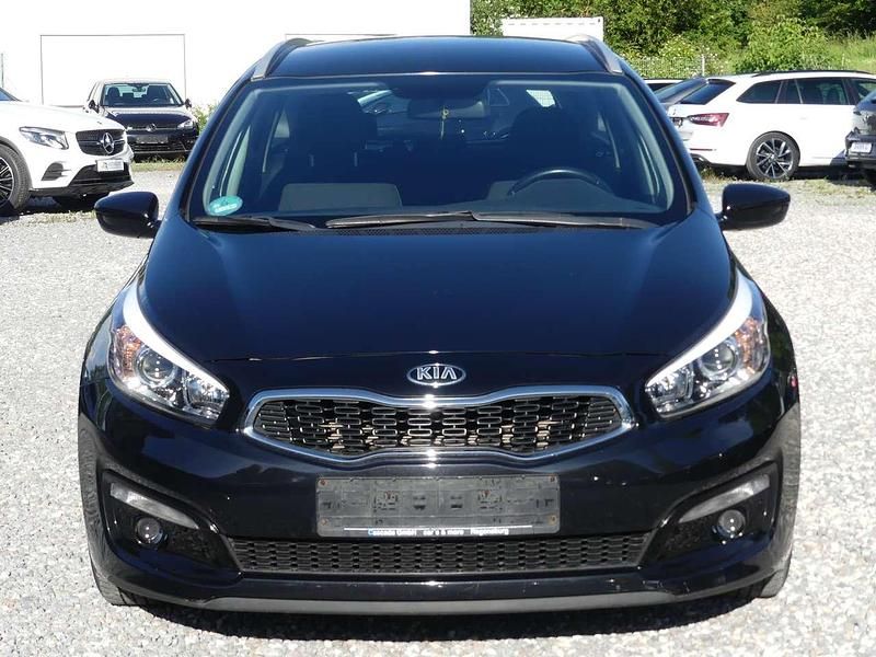Gebraucht Kia Ceed Sportswagon Edition 7 99 PS (72 kW) 2018 Schwarz Kombi