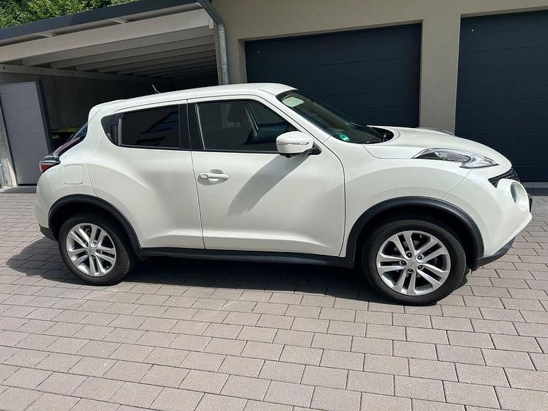 Weiß Gebraucht 2015 Nissan Juke SUV | 8.200 € (Fairer Preis) - Bild 1/4