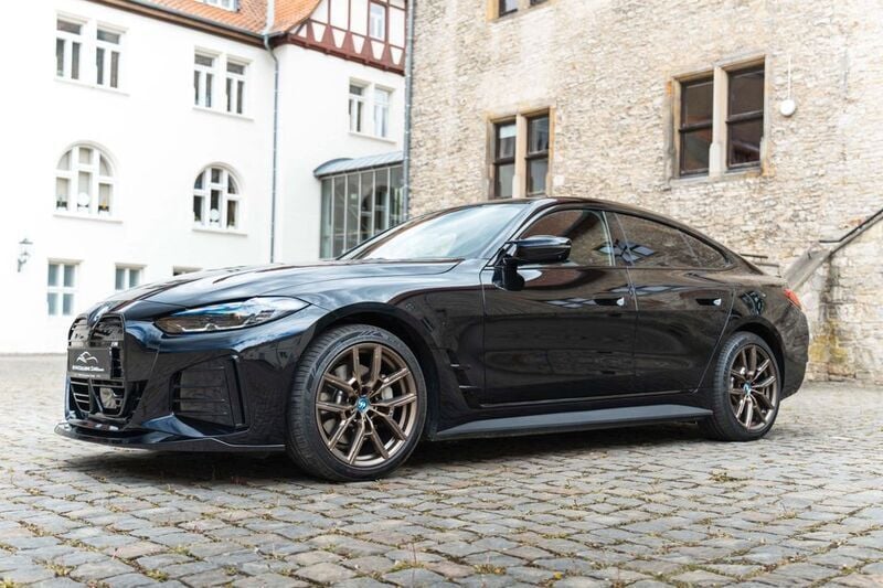 Schwarz Gebraucht 2023 BMW i4 Sport Line Limousine | 38.499 € (Guter Preis) - Bild 1/4