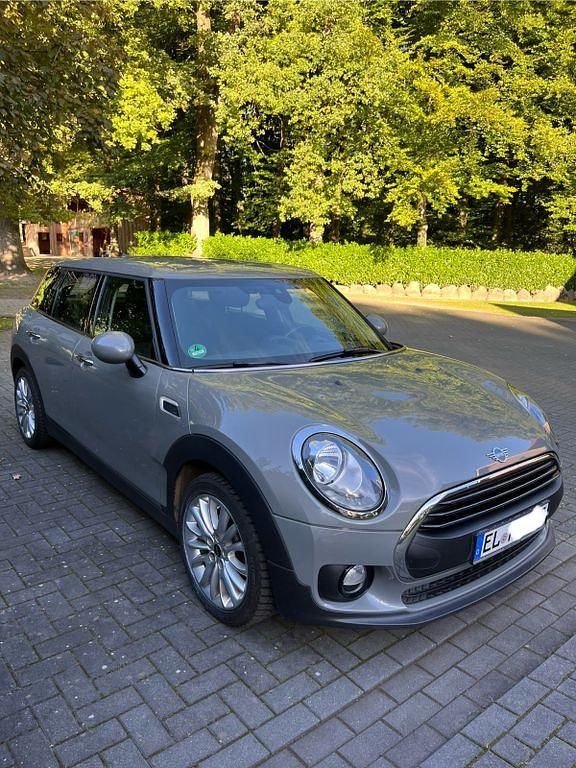 Grau Gebraucht 2018 Mini One D Clubman Kombi | 13.500 € (Fairer Preis) - Bild 1/4