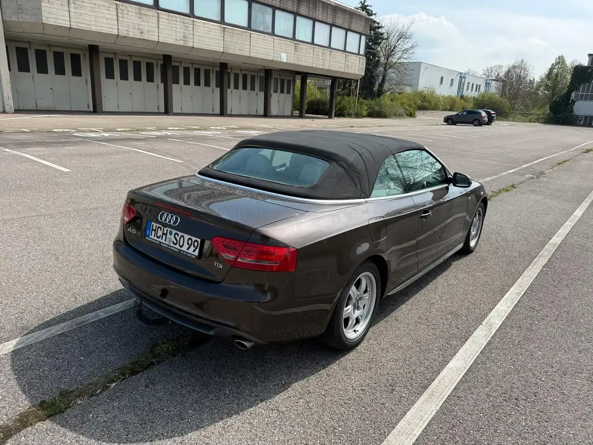 Gebraucht Audi A5 Cabriolet S-Line 187 PS (137 kW) 2011 Braun Cabrio