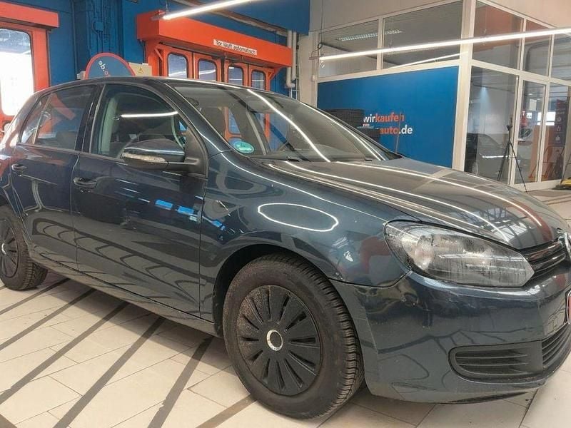 Gebraucht VW Golf VI 80 PS (58 kW) 2010 Blau Kleinwagen