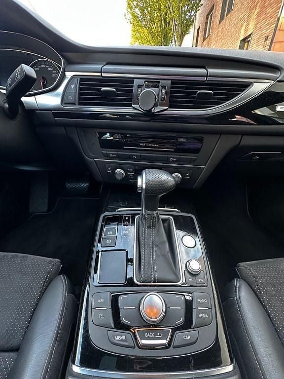 Gebraucht Audi A6 Ambiente 313 PS (230 kW) 2014 Grau Kombi