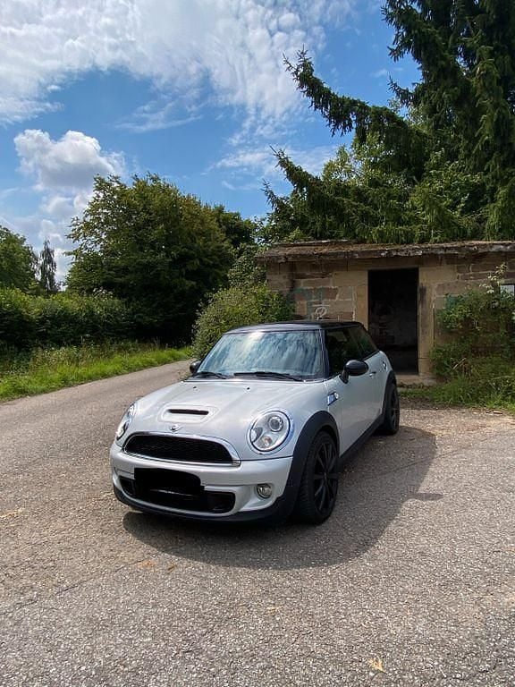 Weiß Gebraucht 2013 Mini Cooper SD Kleinwagen | 7.300 € (Fairer Preis) - Bild 1/4