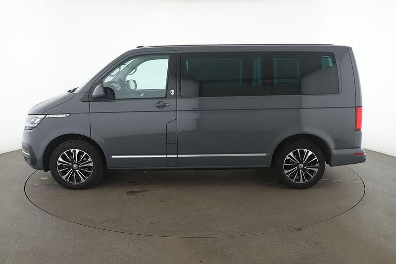 Second-hand VW Multivan Generation Six 150 CP (110 kW) 2022 Gri Monovolum