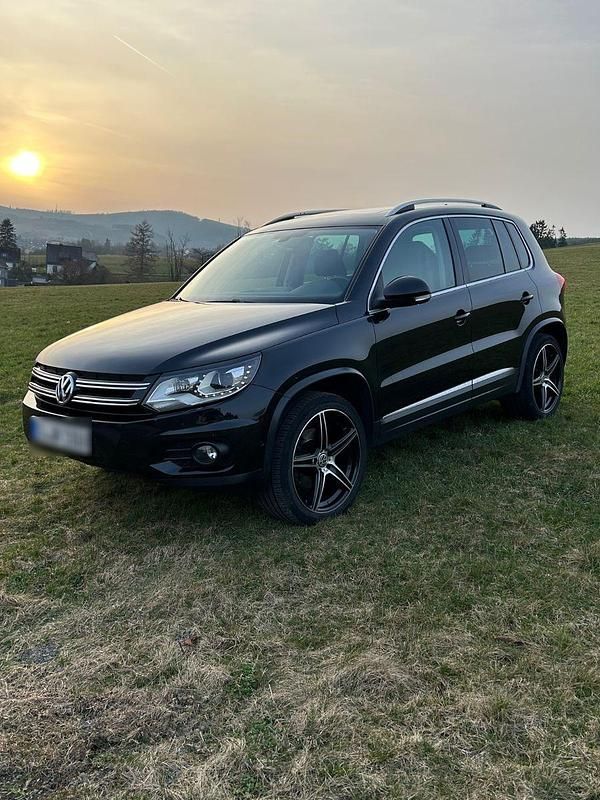 Gebraucht VW Tiguan 140 PS (102 kW) 2012 Schwarz SUV