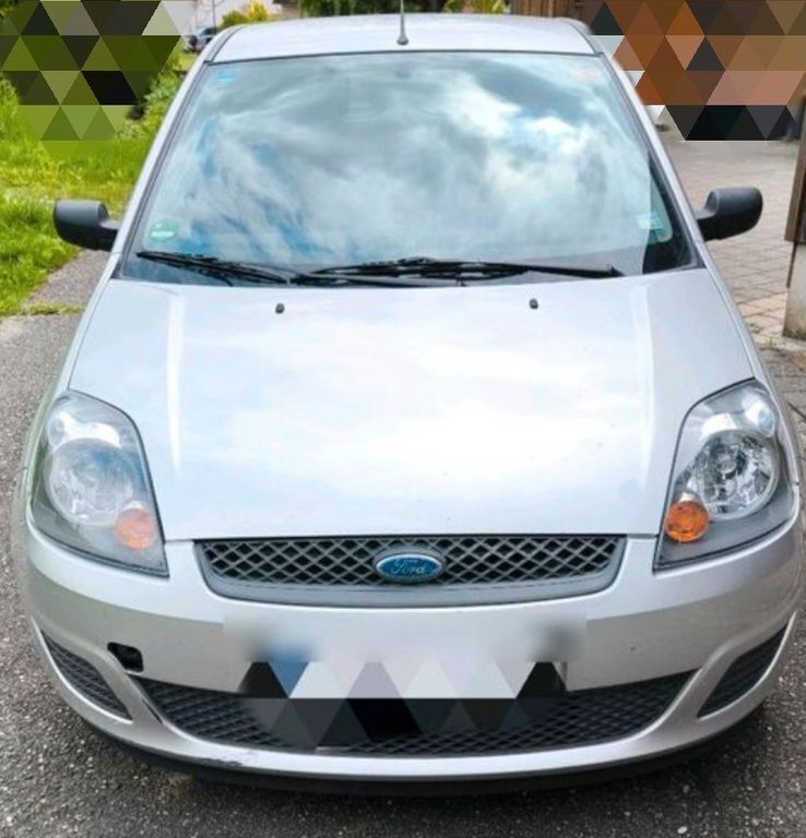 Silber Gebraucht 2007 Ford Fiesta Ambiente Kleinwagen | 1.100 € (Fairer Preis) - Bild 1/4