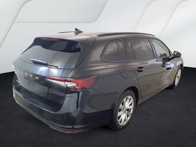 Gebraucht Skoda Superb Selection 150 PS (110 kW) 2024 Schwarz Kombi