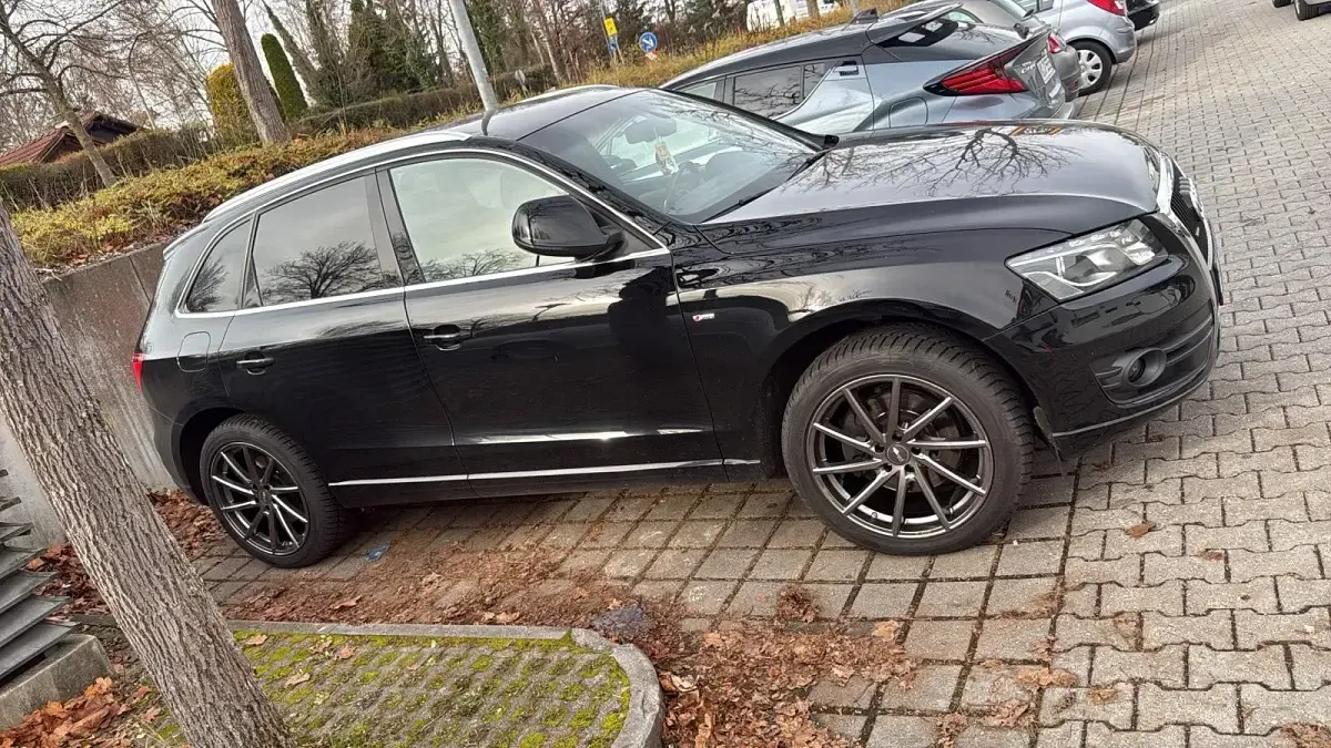 Używany Audi Q5 240 KM (176 kW) 2009 Czarny SUV