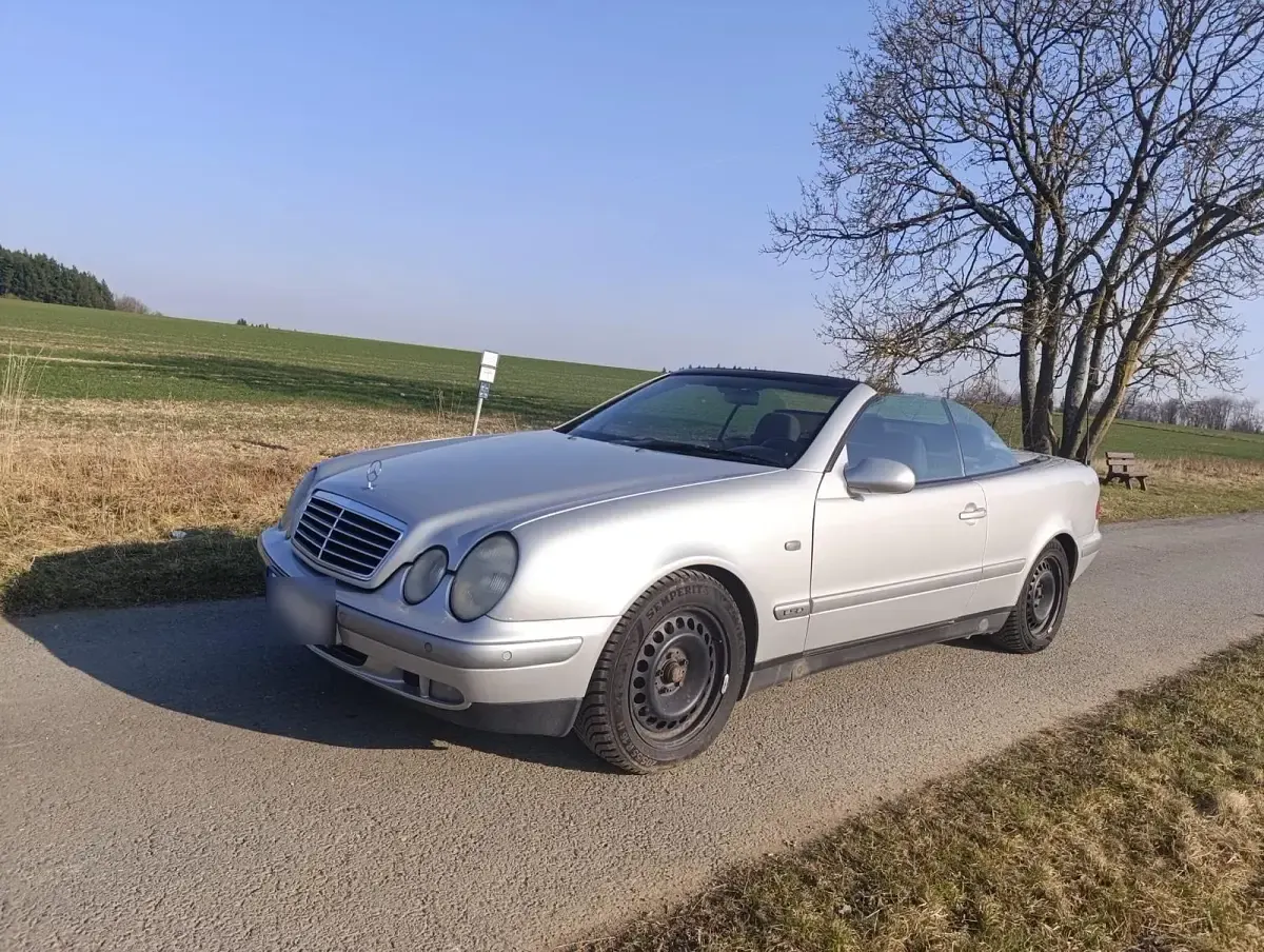 Gebraucht Mercedes CLK320 218 PS (160 kW) 1999 Silber Cabrio