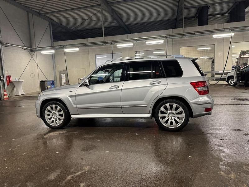 Gebraucht Mercedes GLK220 170 PS (125 kW) 2009 Silber SUV