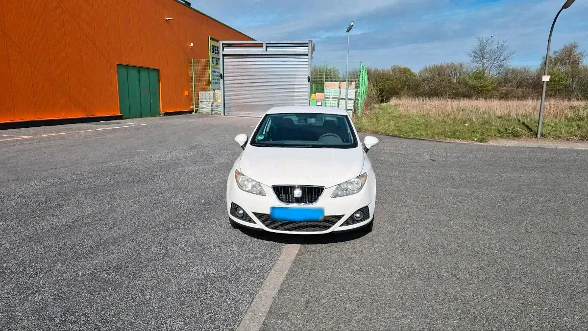 Gebraucht Seat Ibiza 105 PS (77 kW) 2010 Weiß Kleinwagen