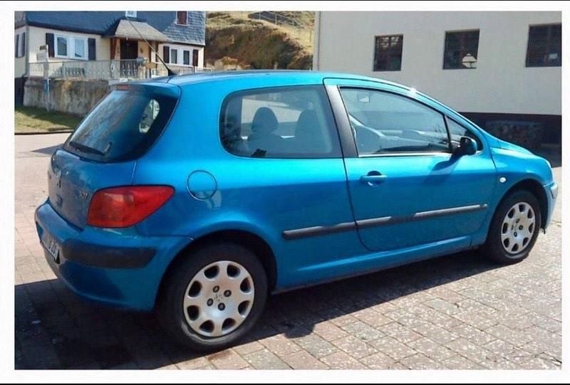 Blau Gebraucht 2001 Peugeot 307 Kleinwagen | 750 € - Bild 1/3