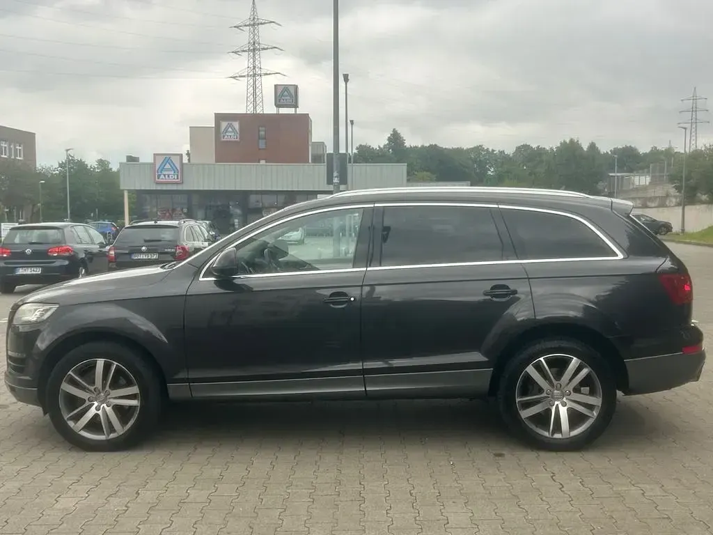 Gebraucht Audi Q7 245 PS (180 kW) 2013 Grau SUV