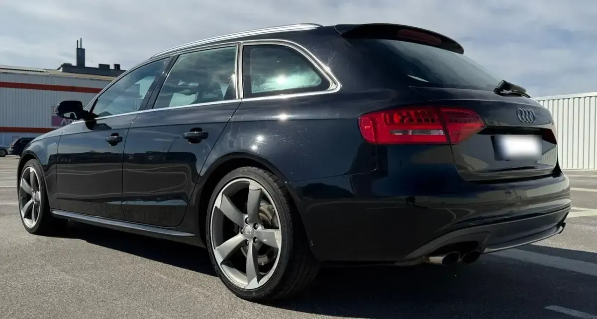 Gebraucht Audi S4 Premium 333 PS (244 kW) 2011 Schwarz Kombi