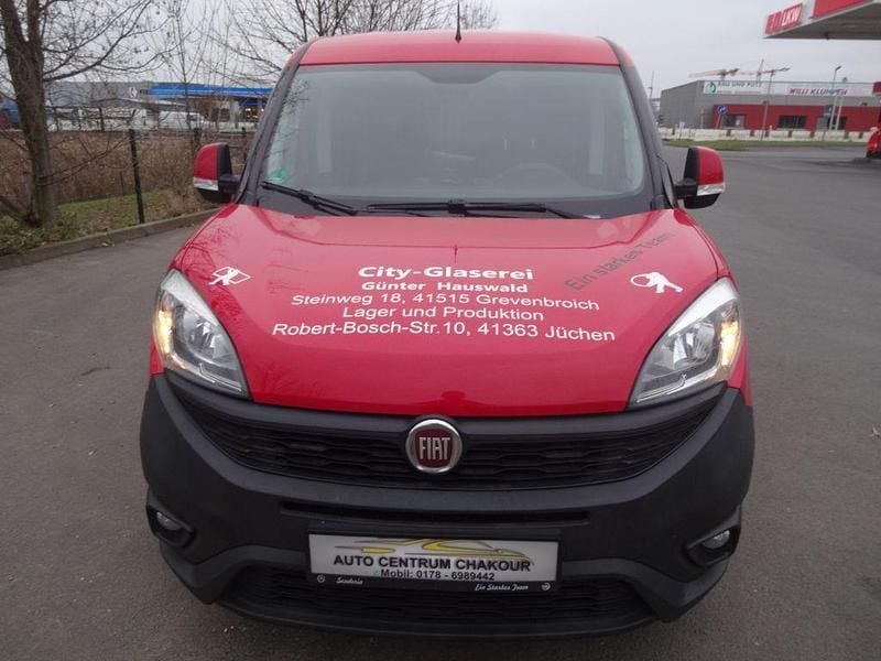 Gebraucht Fiat Doblò 120 PS (88 kW) 2017 Rot Van / Kleinbus