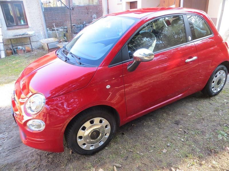 Gebraucht Fiat 500 Mirror 51 PS (37 kW) 2018 Rot Kleinwagen