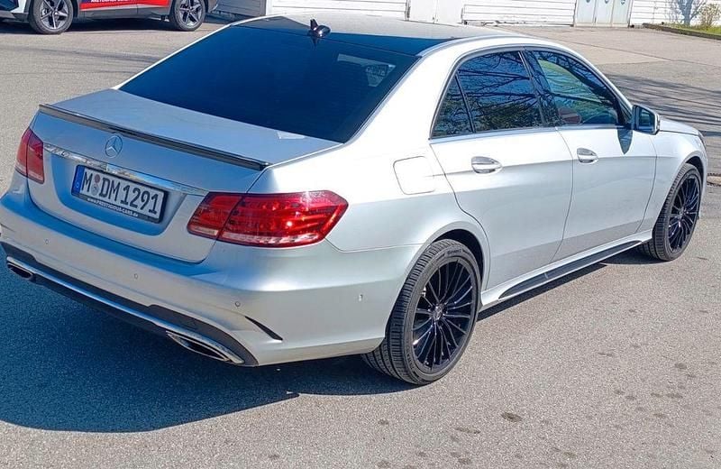 Gebraucht Mercedes E350 AMG 252 PS (185 kW) 2014 Silber Limousine
