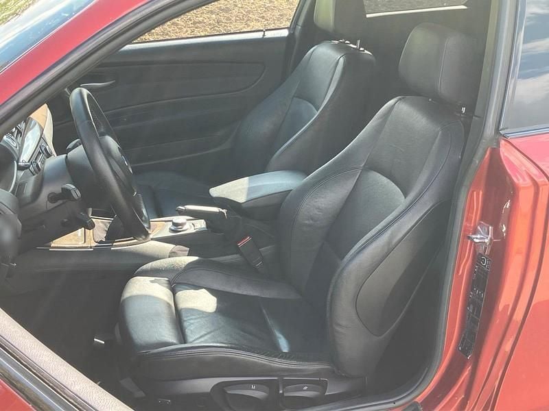 Gebraucht BMW 135 Coupé 306 PS (225 kW) 2008 Rot Coupé