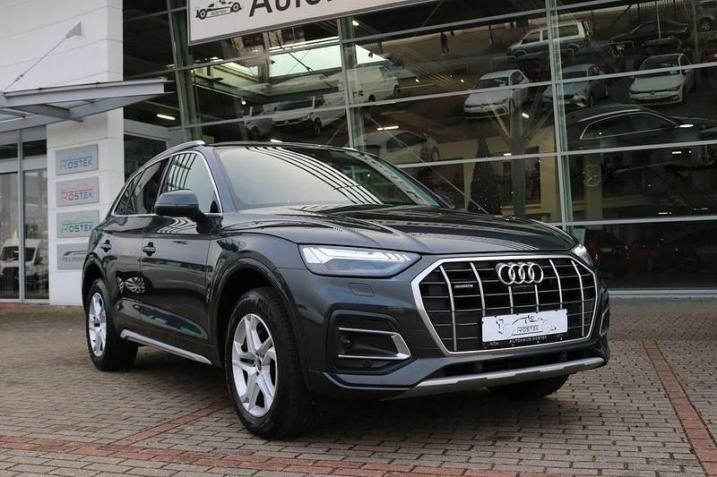 Grau Gebraucht 2022 Audi Q5 Advanced Plus SUV | 28.900 € (Guter Preis) - Bild 1/4