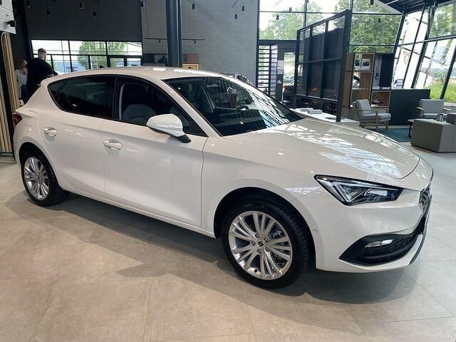 Gebraucht Seat Leon Style 150 PS (110 kW) 2024 Weiß Limousine