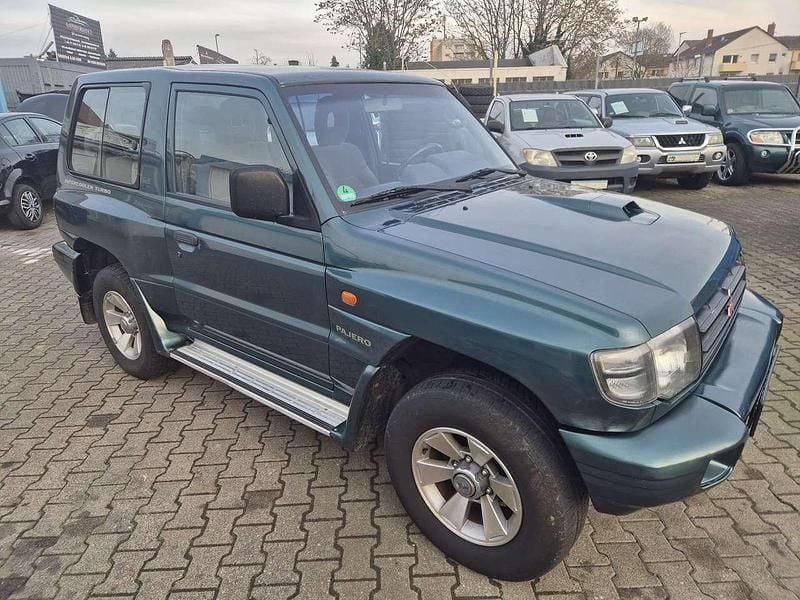 Gebraucht Mitsubishi Pajero 116 PS (85 kW) 2005 Patina grnn SUV