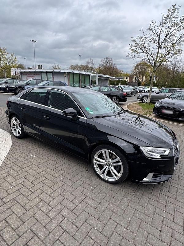 Gebraucht Audi A3 150 PS (110 kW) 2019 Schwarz Limousine