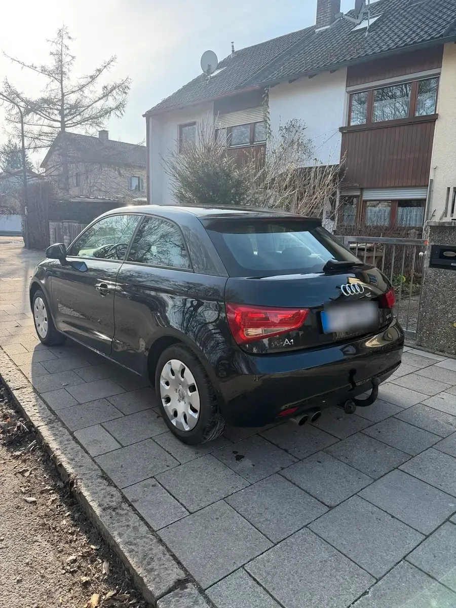 Second-hand Audi A1 122 CP (89 kW) 2013 Negru Hatchback
