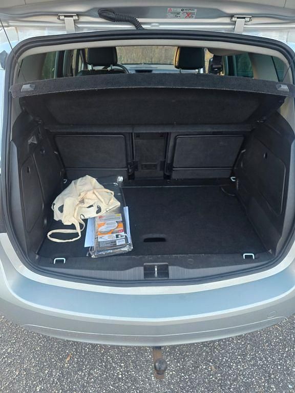 Gebraucht Opel Meriva Edition 101 PS (74 kW) 2012 Silber Van / Kleinbus