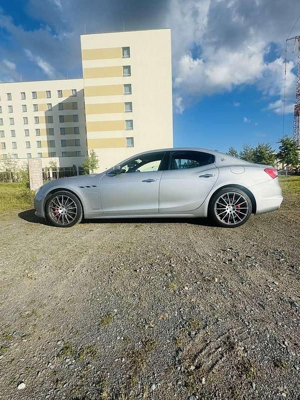Gebraucht Maserati Ghibli 349 PS (256 kW) 2019 Coupé
