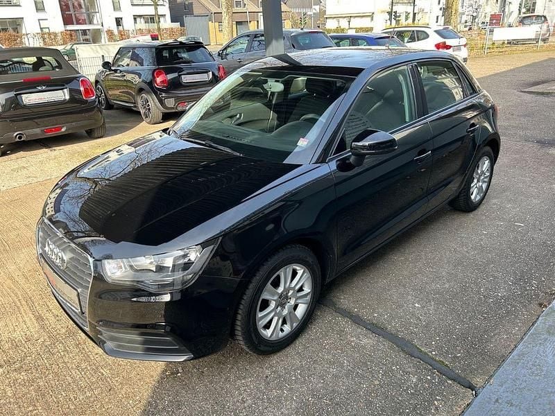 Gebraucht Audi A1 Sportback Attraction 90 PS (66 kW) 2013 Schwarz Kleinwagen