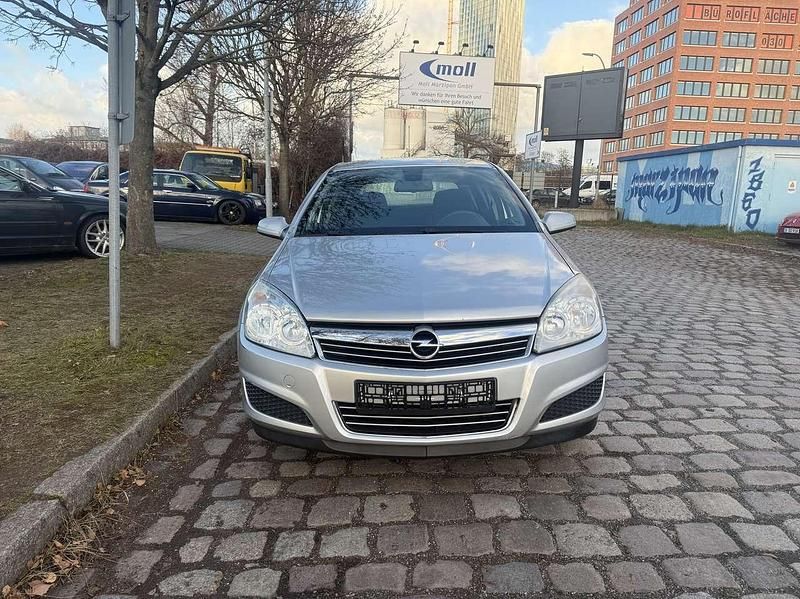 Starsilber iii m2 Gebraucht 2008 Opel Astra Edition Kleinwagen | 2.999 € (Fairer Preis) - Bild 1/4